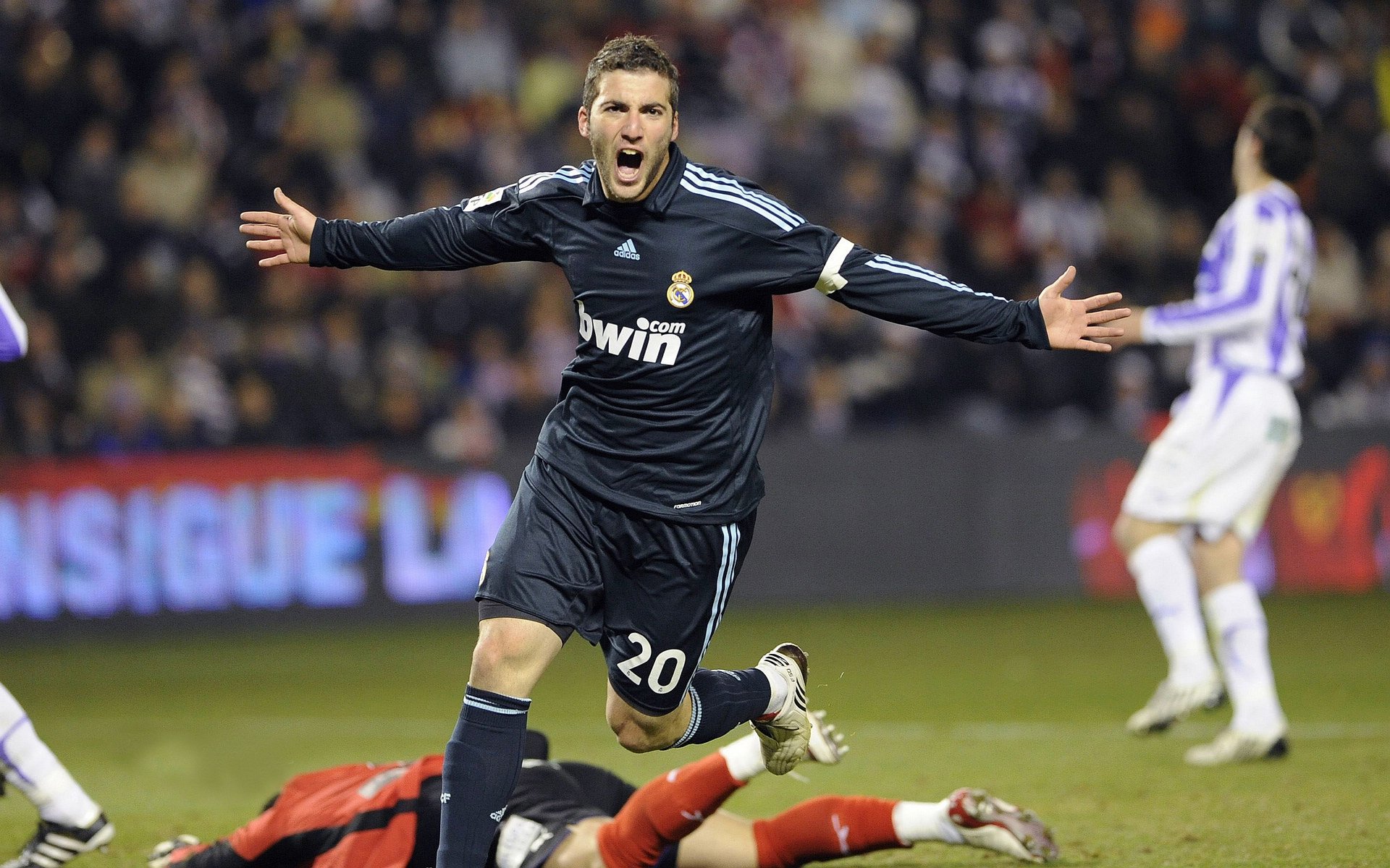 西甲精彩瞬间，专家点评亮点，西甲经典比赛